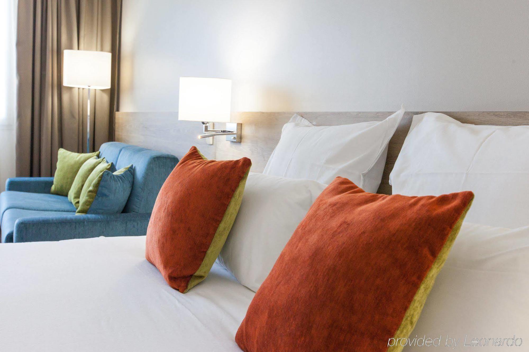 Quality Hotel Bordeaux Pessac Gradignan Exteriör bild